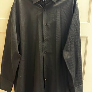 Elegant Black Textured Men's Dress Shirt